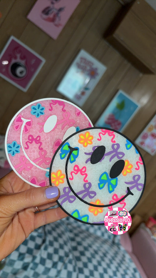 Happy Face W/ Bows