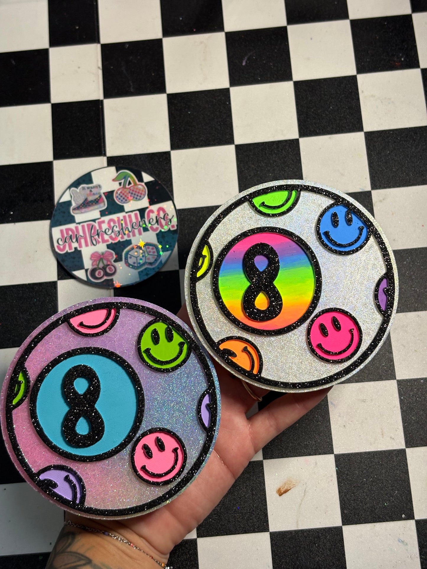 8ball W/ Happy Face